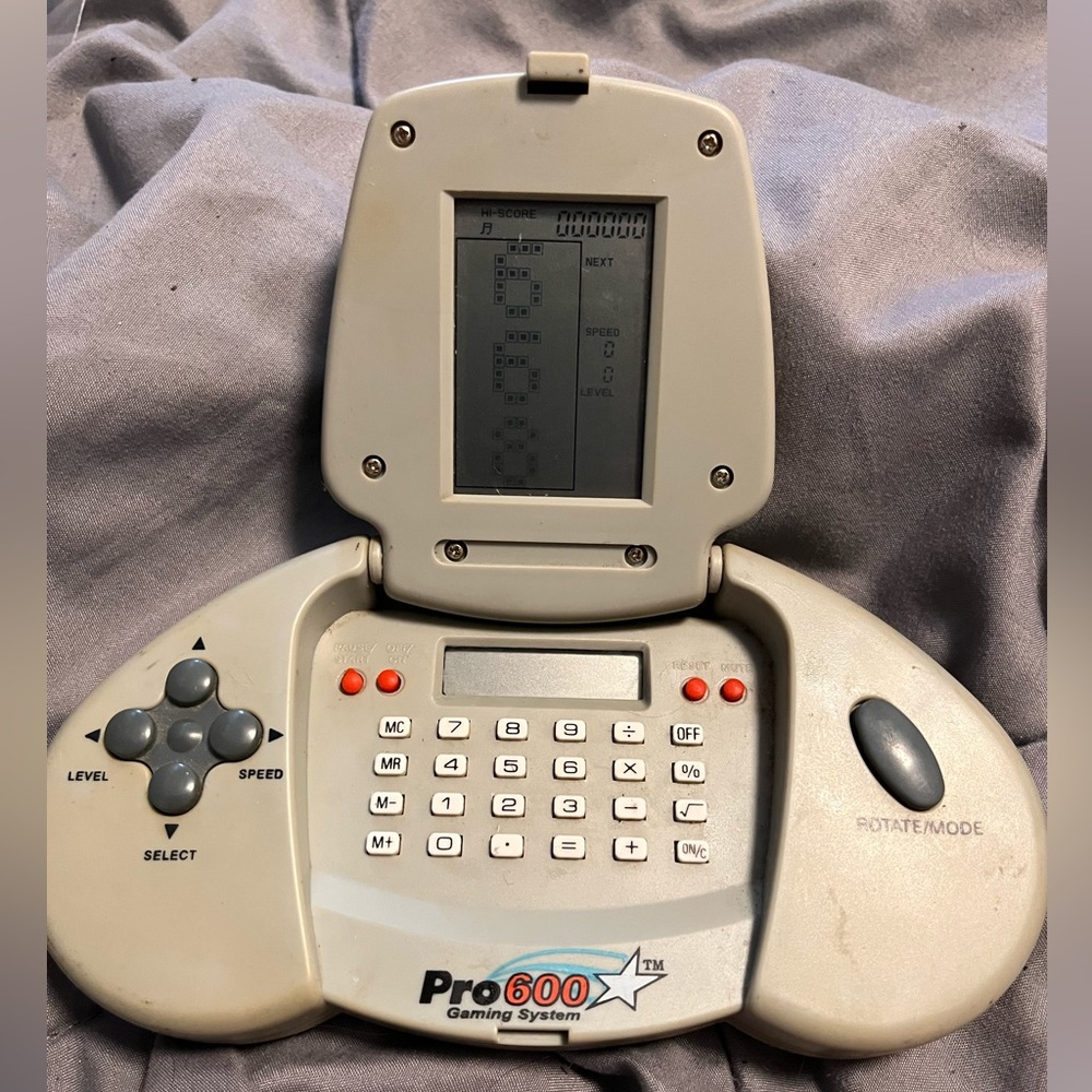 Vtg Pro 600 Gaming System GI-706H Handheld Electronic W/ Variety Of Games Tested